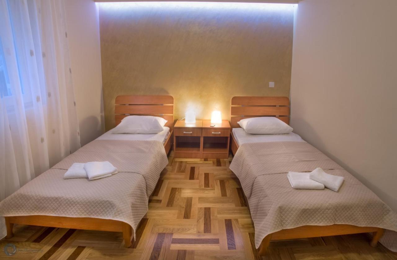 קוטור Apartments Vila Marija מראה חיצוני תמונה