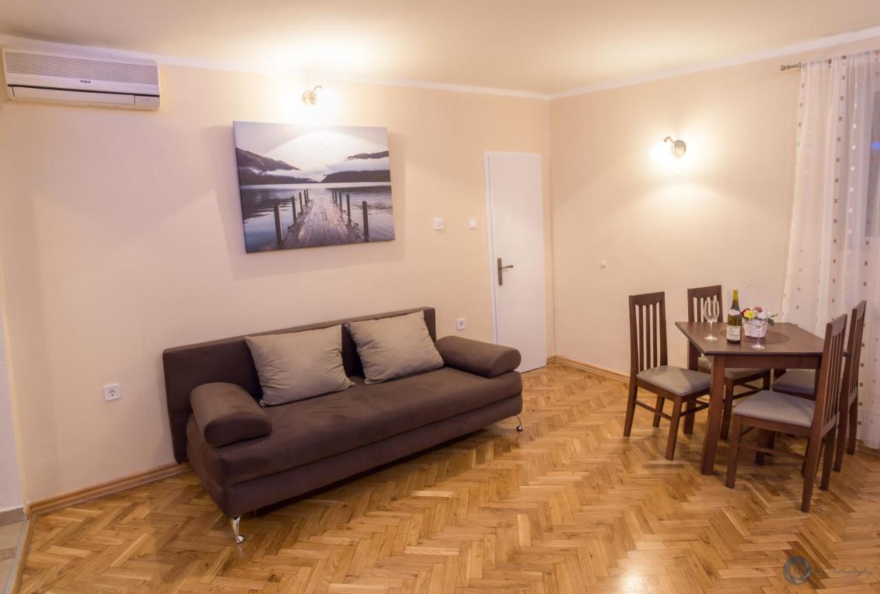 קוטור Apartments Vila Marija מראה חיצוני תמונה