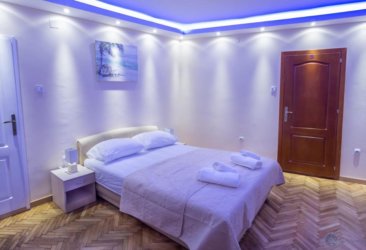 קוטור Apartments Vila Marija מראה חיצוני תמונה