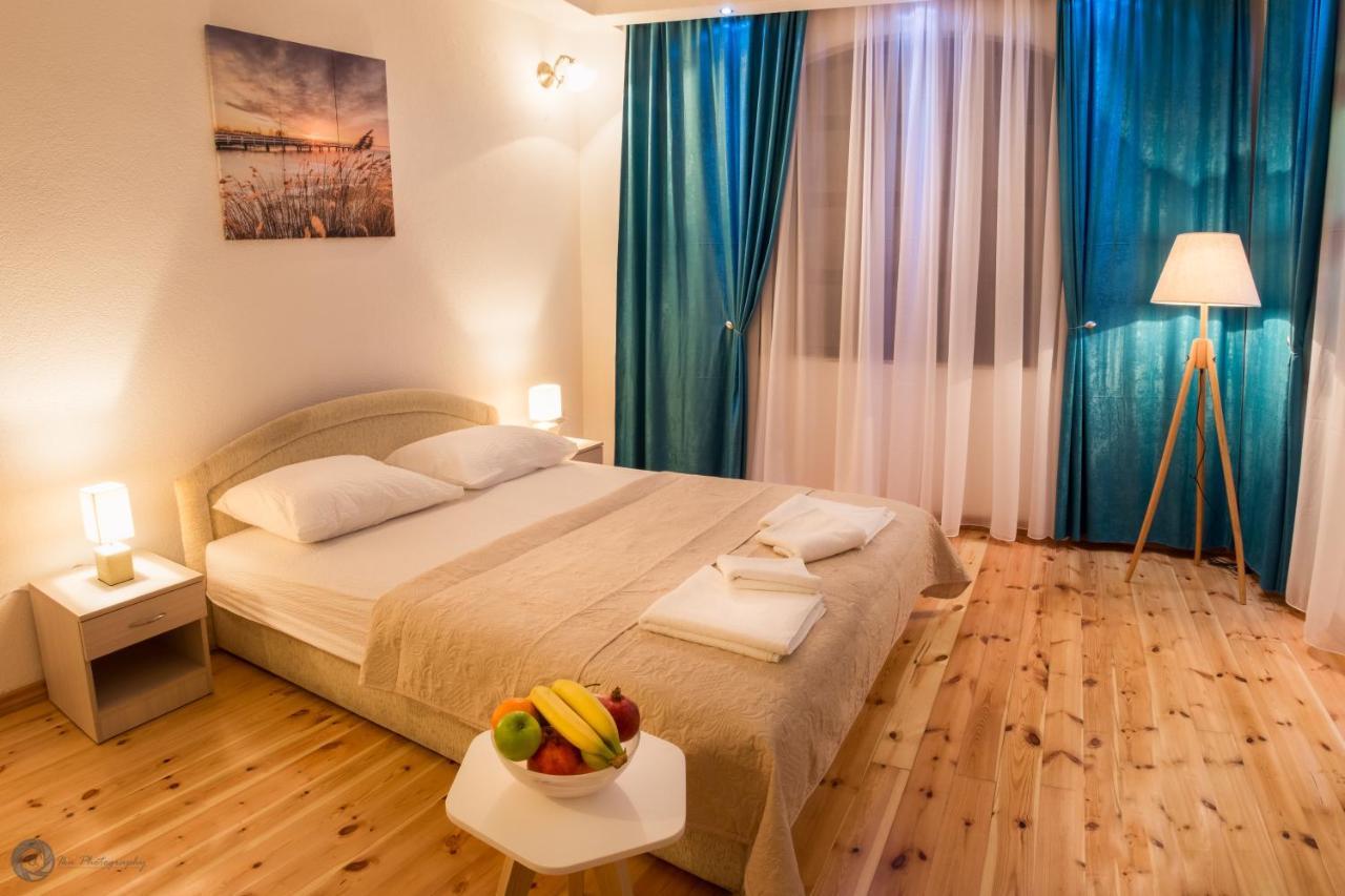 קוטור Apartments Vila Marija מראה חיצוני תמונה